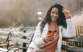 Seslinaz.com ile Sesli Sohbet ve Sesli Chat Dünyası